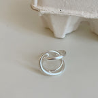 Open ring in three-dimensional interlaced matte metal