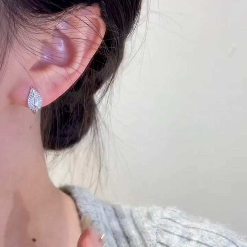 Boucles d’oreilles feuille ornées de zircon en pavage complet - NovaShop NovaShop Silver Bigbuy