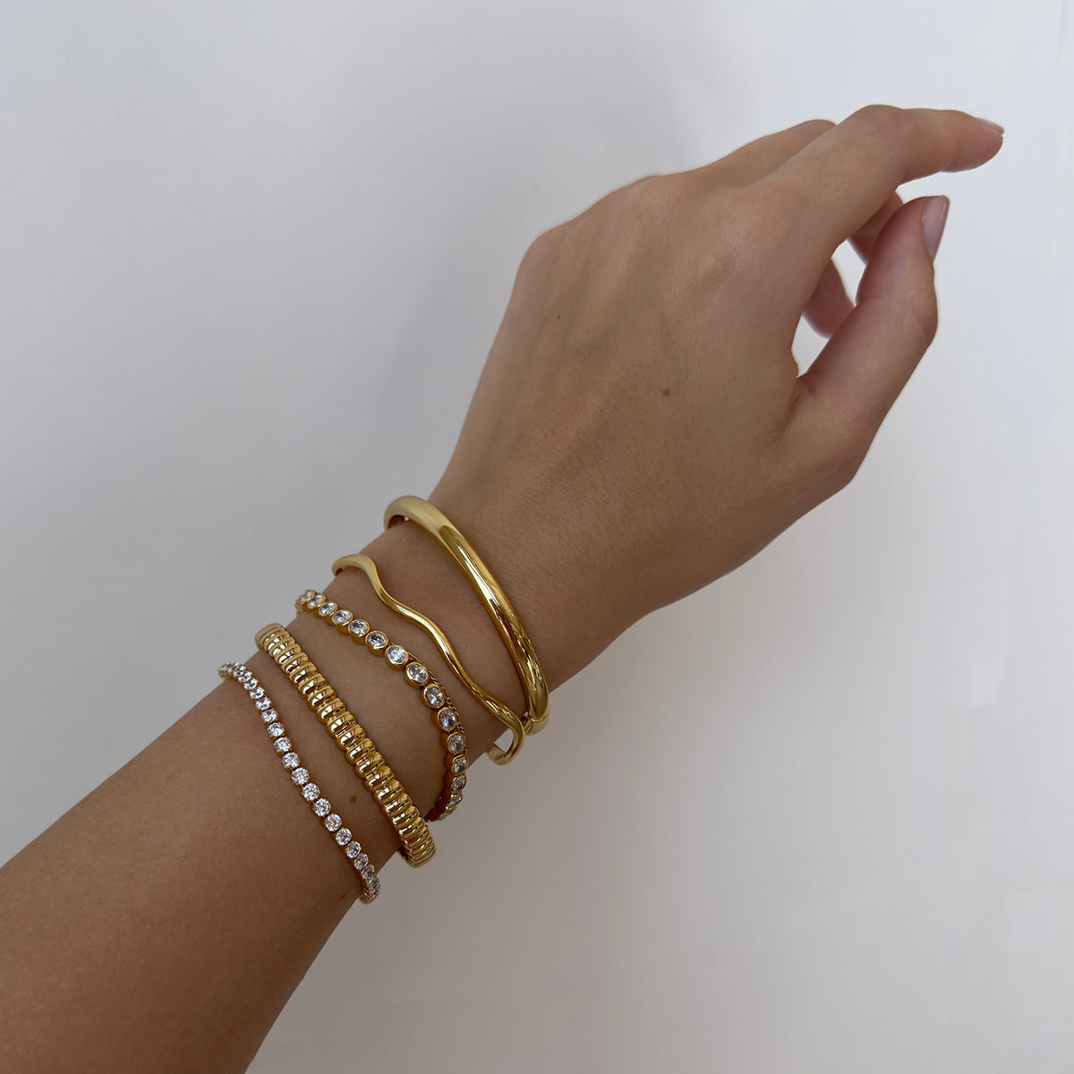 European and American Style Stainless Steel Bracelet for Women