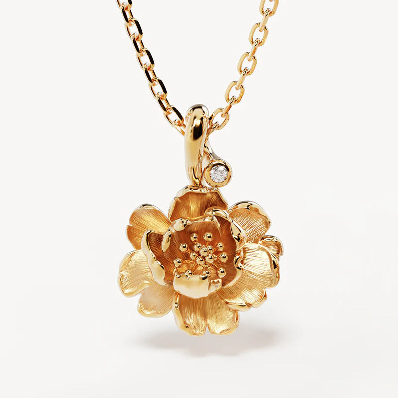 Creative stainless steel pendant necklace for women, December flower pattern, ideal for all occasions
