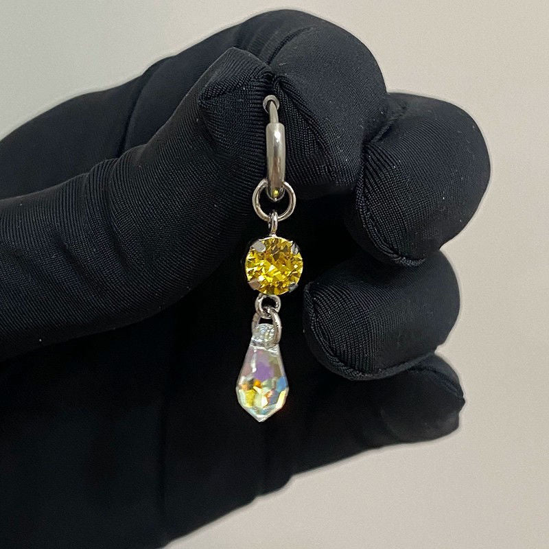 Waterdrop dangle earrings