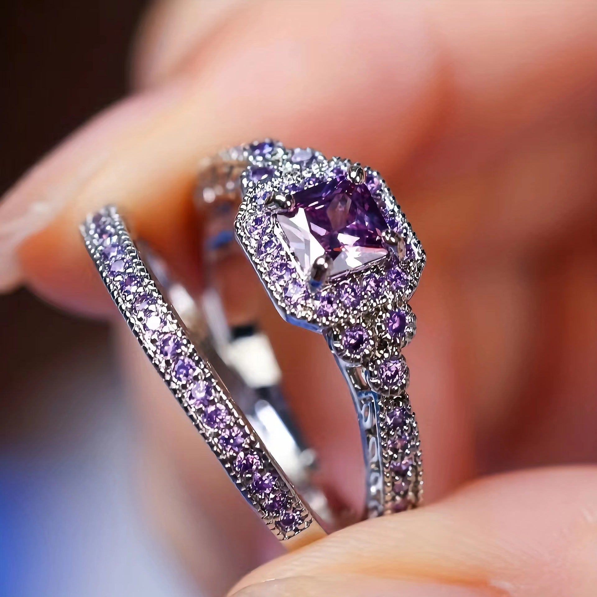 Couple Rings with Zircon – Elegant and Refined Rings