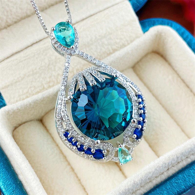 Collier pour femme simple et élégant avec pendentif à grands cristaux bleus - NovaShop NovaShop Blue Bigbuy