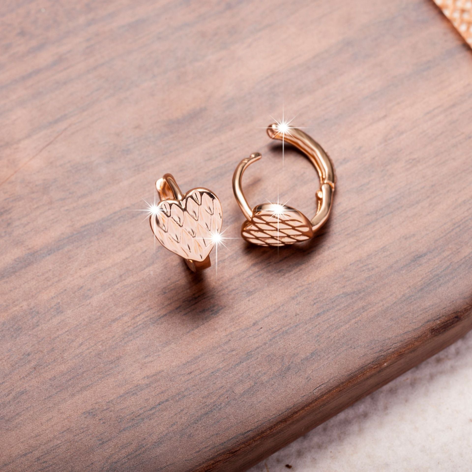 Simple and elegant style earrings, designed in copper