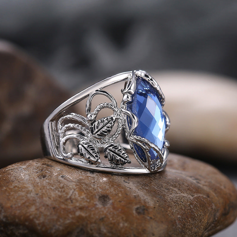 Women's Alloy Ring with Blue Crystal in Horse Eye Shape