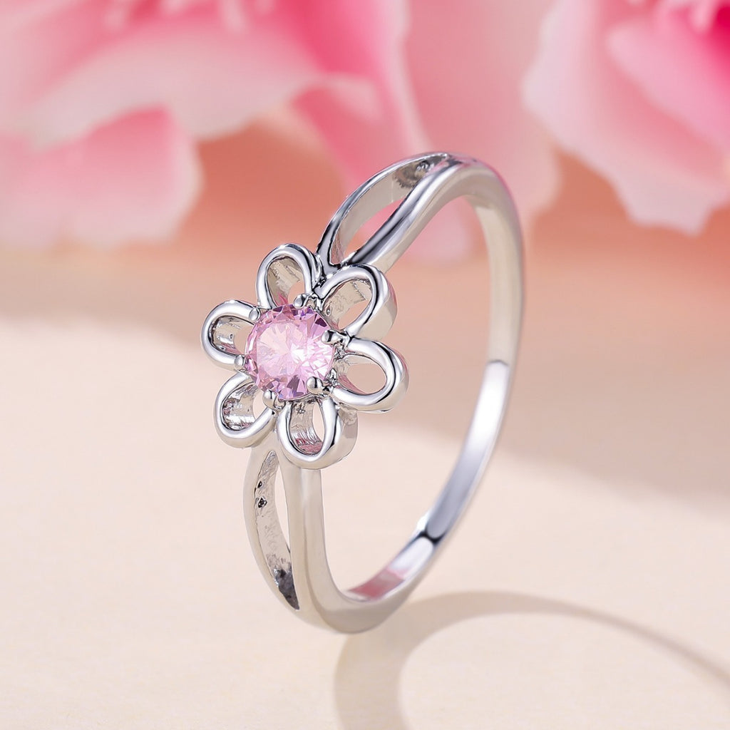 Hollow Flower Women's Ring with Simple and Elegant Design