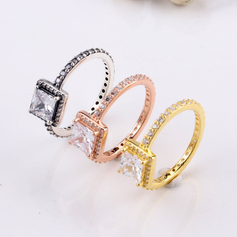 White copper ring with a creative design and strong personality