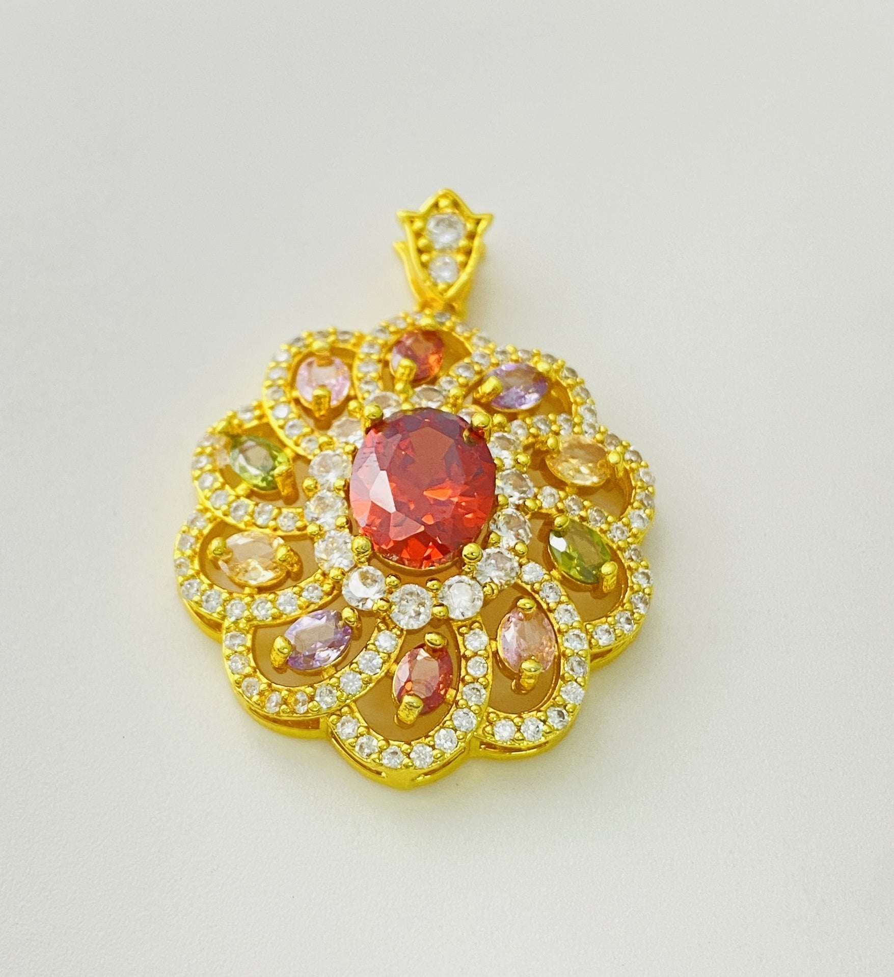 Collier pendentif zircon coloré pour femme - NovaShop NovaShop A Gold Pendant Bigbuy