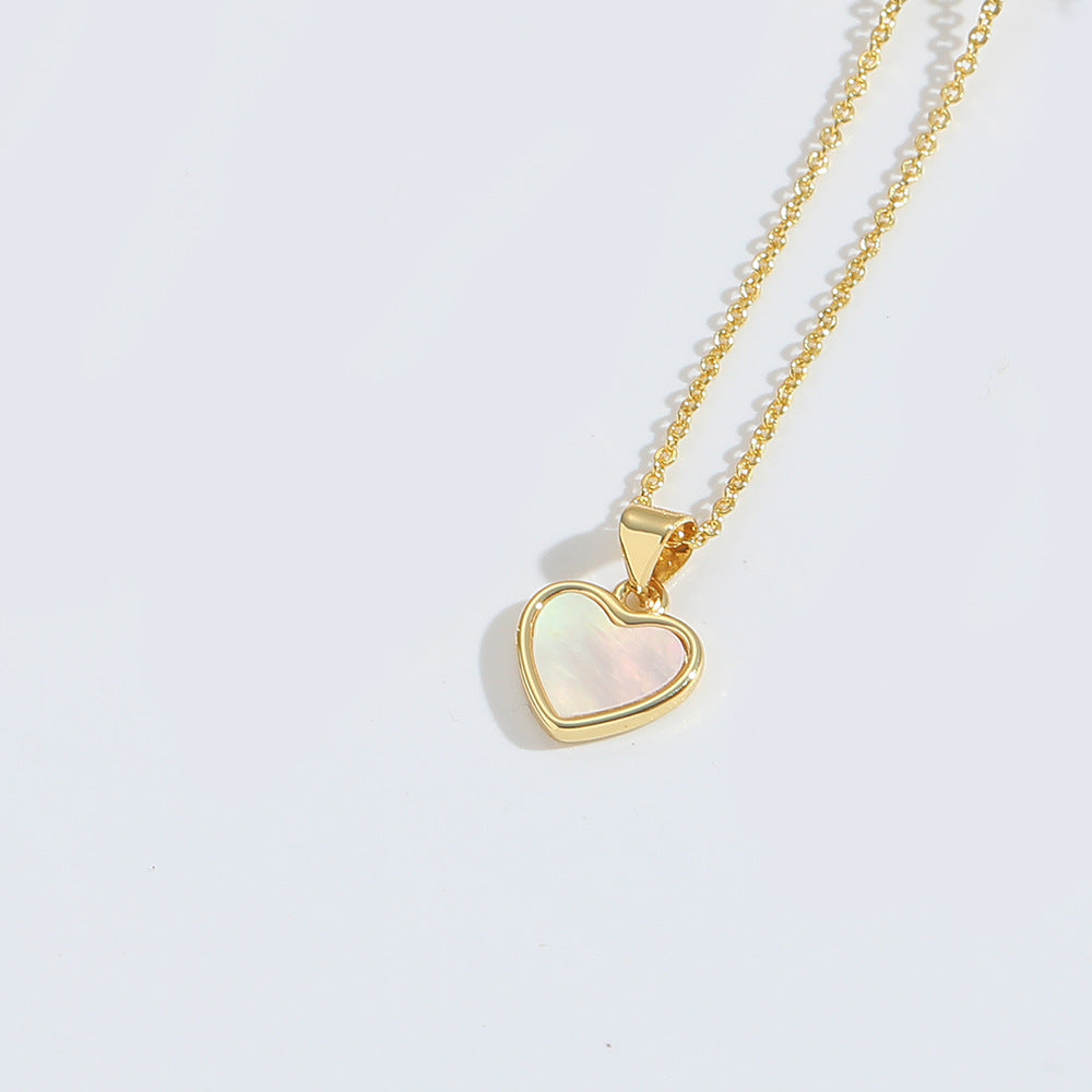 Vintage Heart Pendant Necklace - Elegant Clavicle Chain