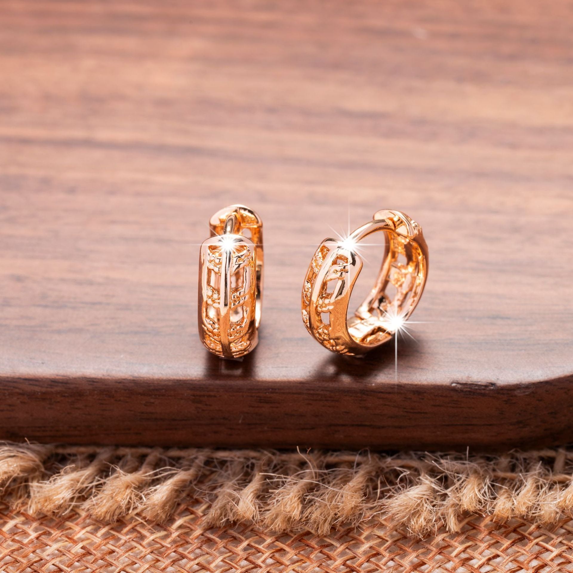 Boucles d’oreilles haut de gamme en forme de feuille ajourée, design de niche - NovaShop NovaShop Rose Gold Bigbuy