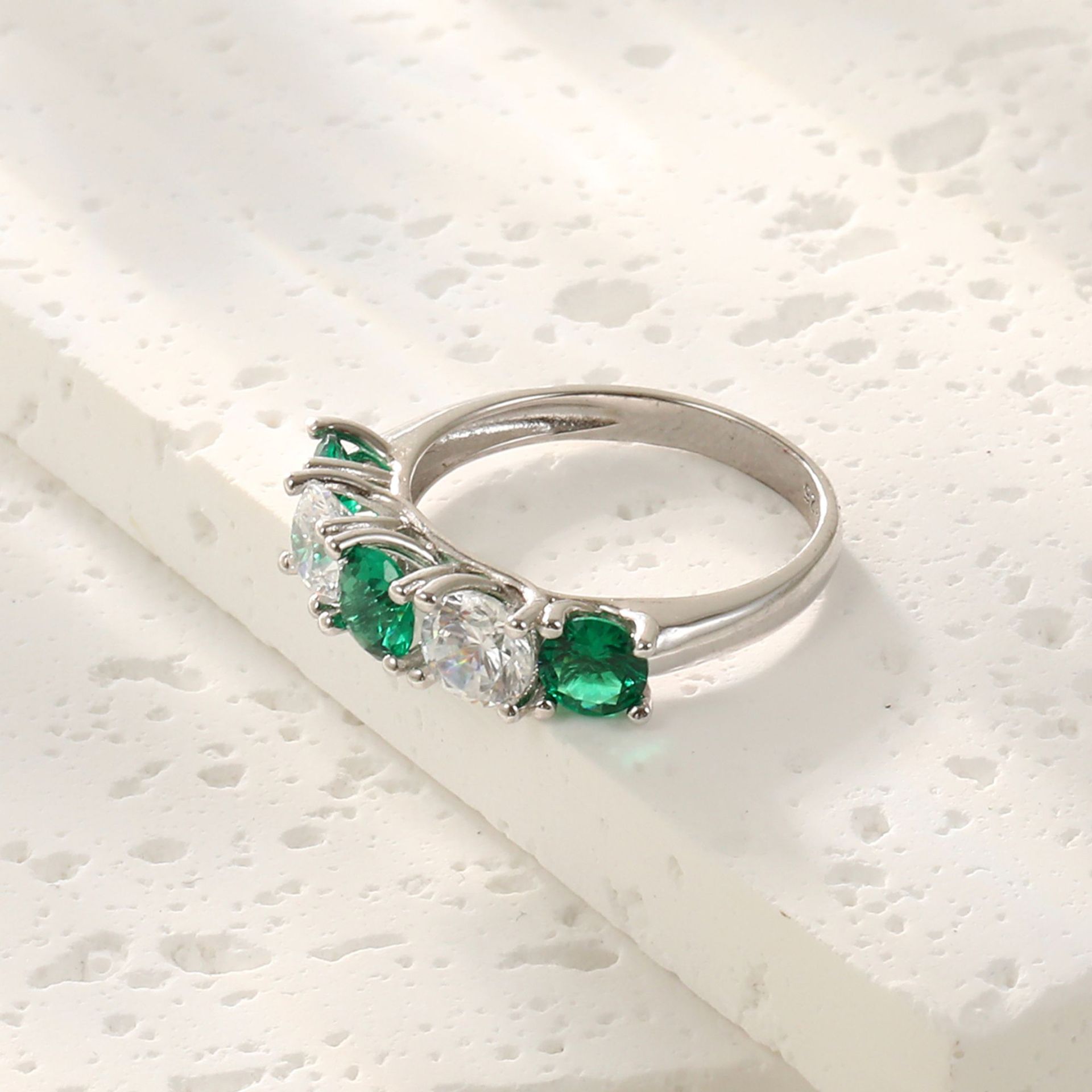 Vintage Emerald Zircon Ring for Women