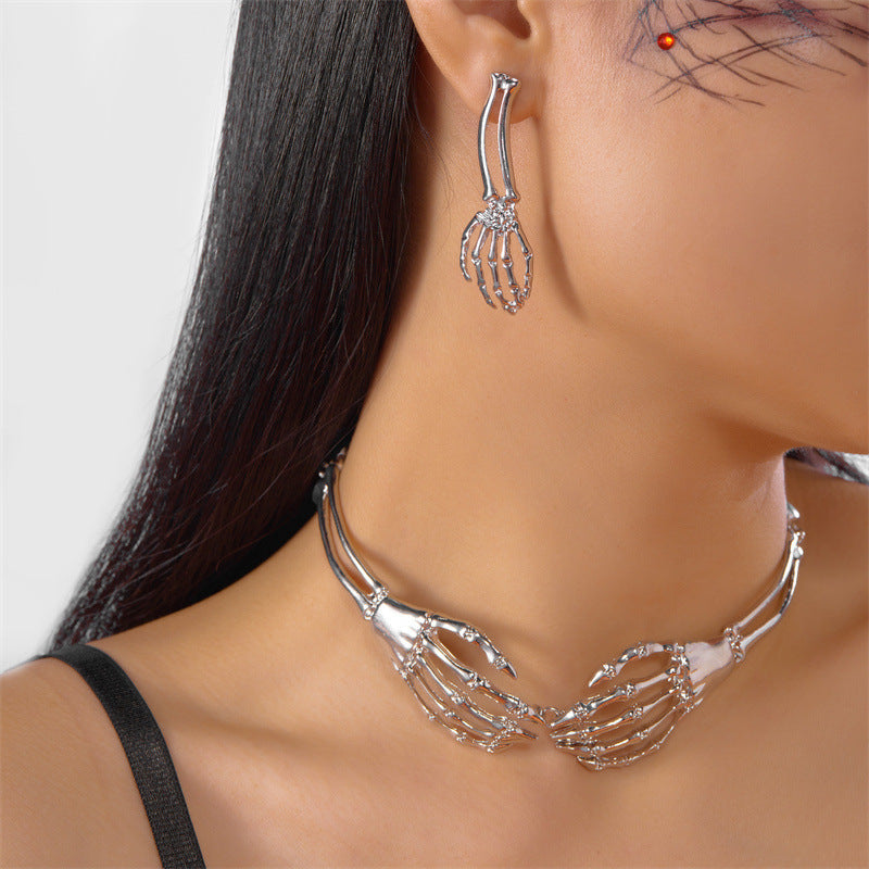 European and American Fashion Jewelry Dark Style Skull and Ghost Claw Necklace and Earrings