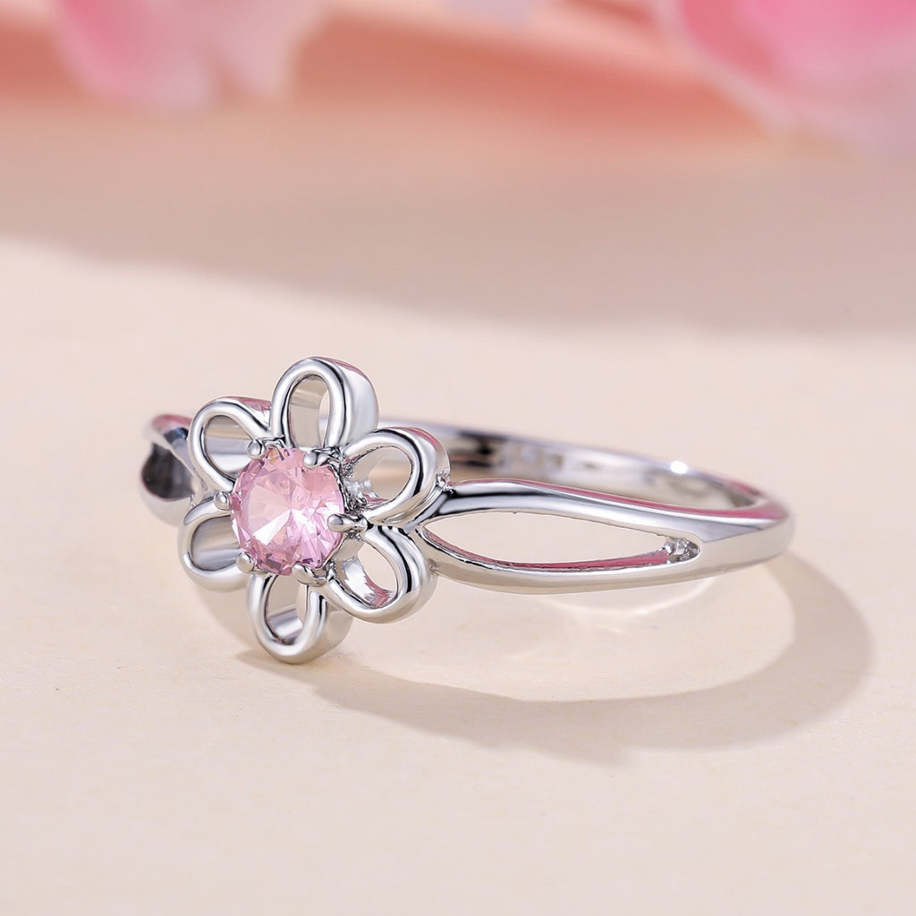 Hollow Flower Women's Ring with Simple and Elegant Design