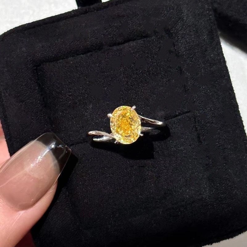 Elegant Affordable Luxury Yellow Crystal Women's Ring “Rock Sugar”
