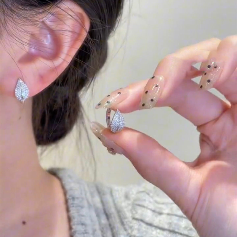 Boucles d’oreilles feuille ornées de zircon en pavage complet - NovaShop NovaShop Silver Bigbuy