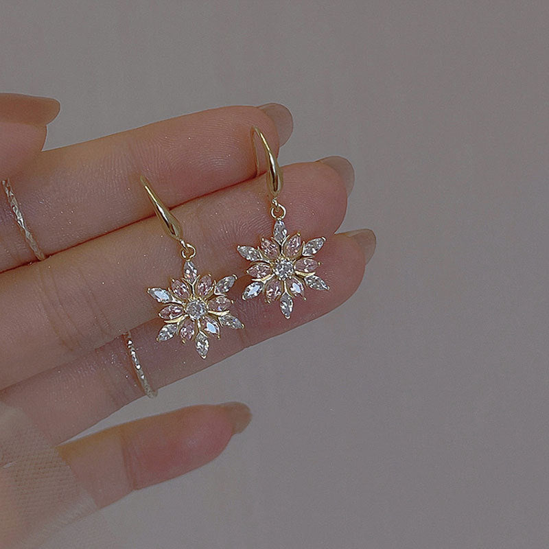Boucles d’oreilles délicates en forme de flocon de neige - NovaShop NovaShop Golden Snowflake Bigbuy