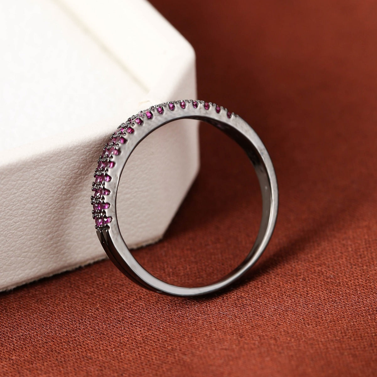 Elegant Simple Copper Ring with Inlaid Colorful Zircon