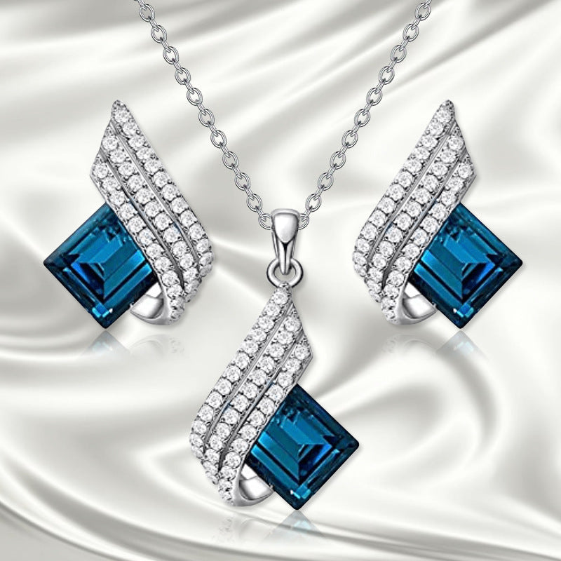 Women's Necklace and Earrings Set – Blue Elegance