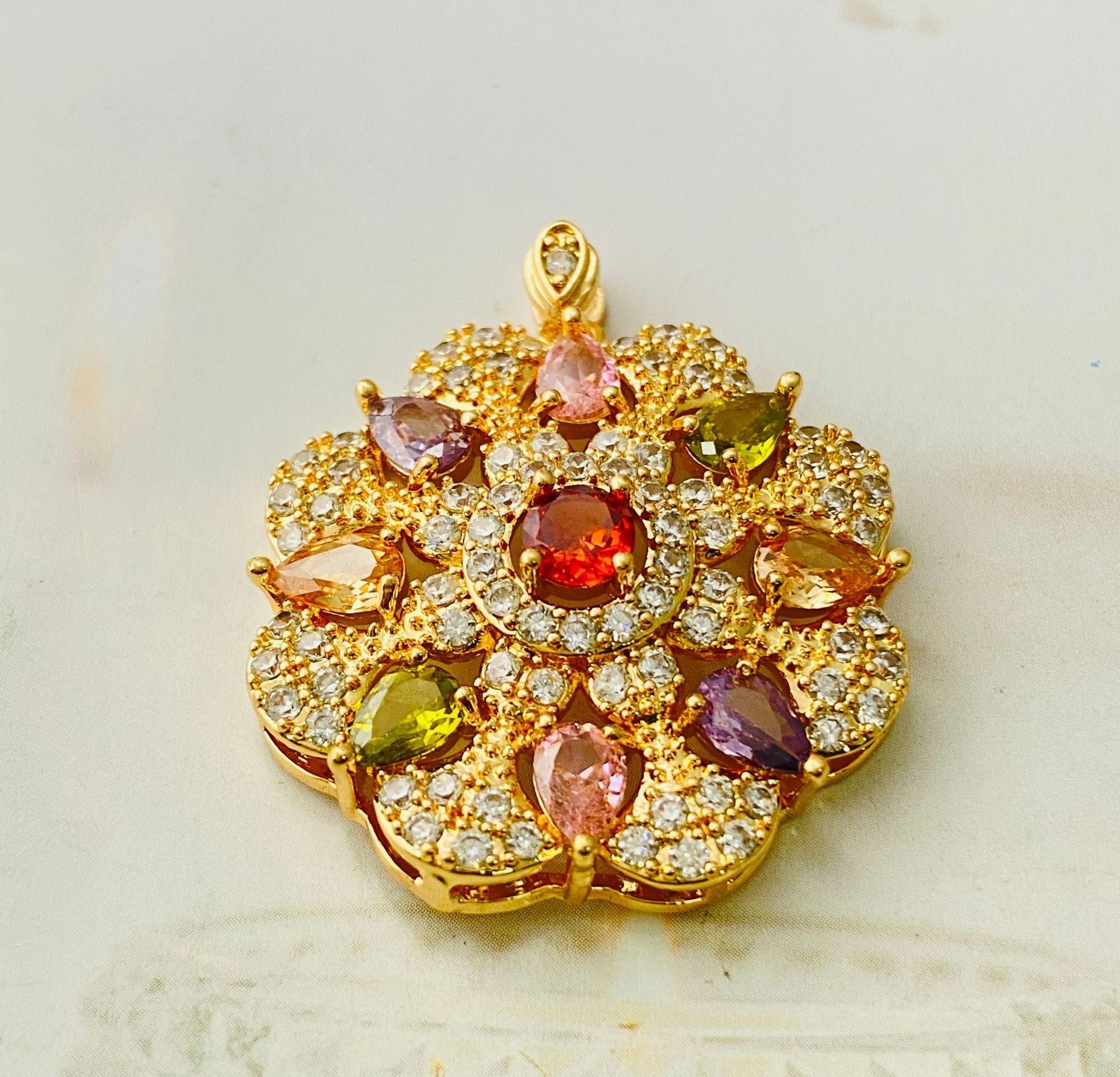 Collier pendentif zircon coloré pour femme - NovaShop NovaShop B Champagne Gold Pendant Bigbuy