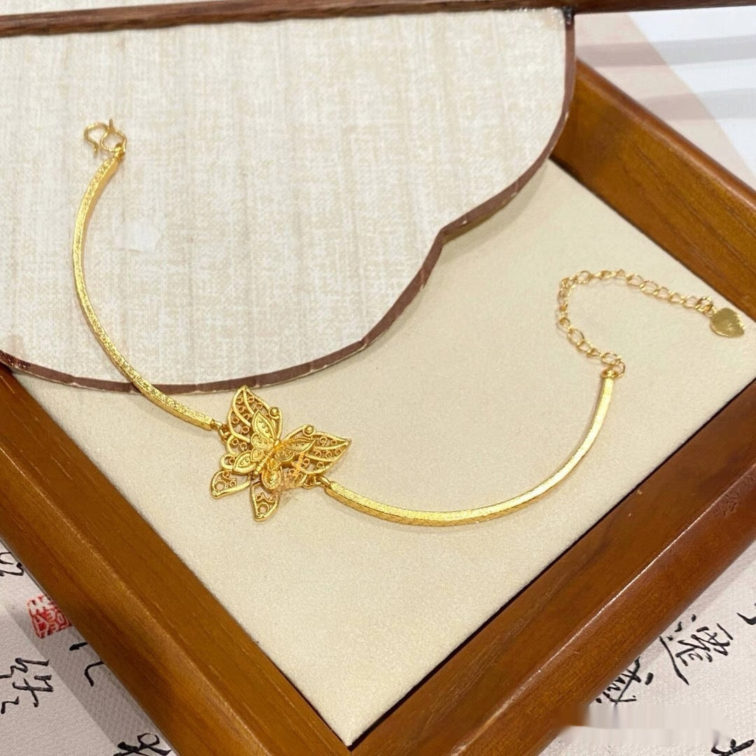 Bracelet demi-jonc papillon en soie ancienne au motif chanvre, style rétro chinois - NovaShop NovaShop Half Bracelet Bracelet Bigbuy