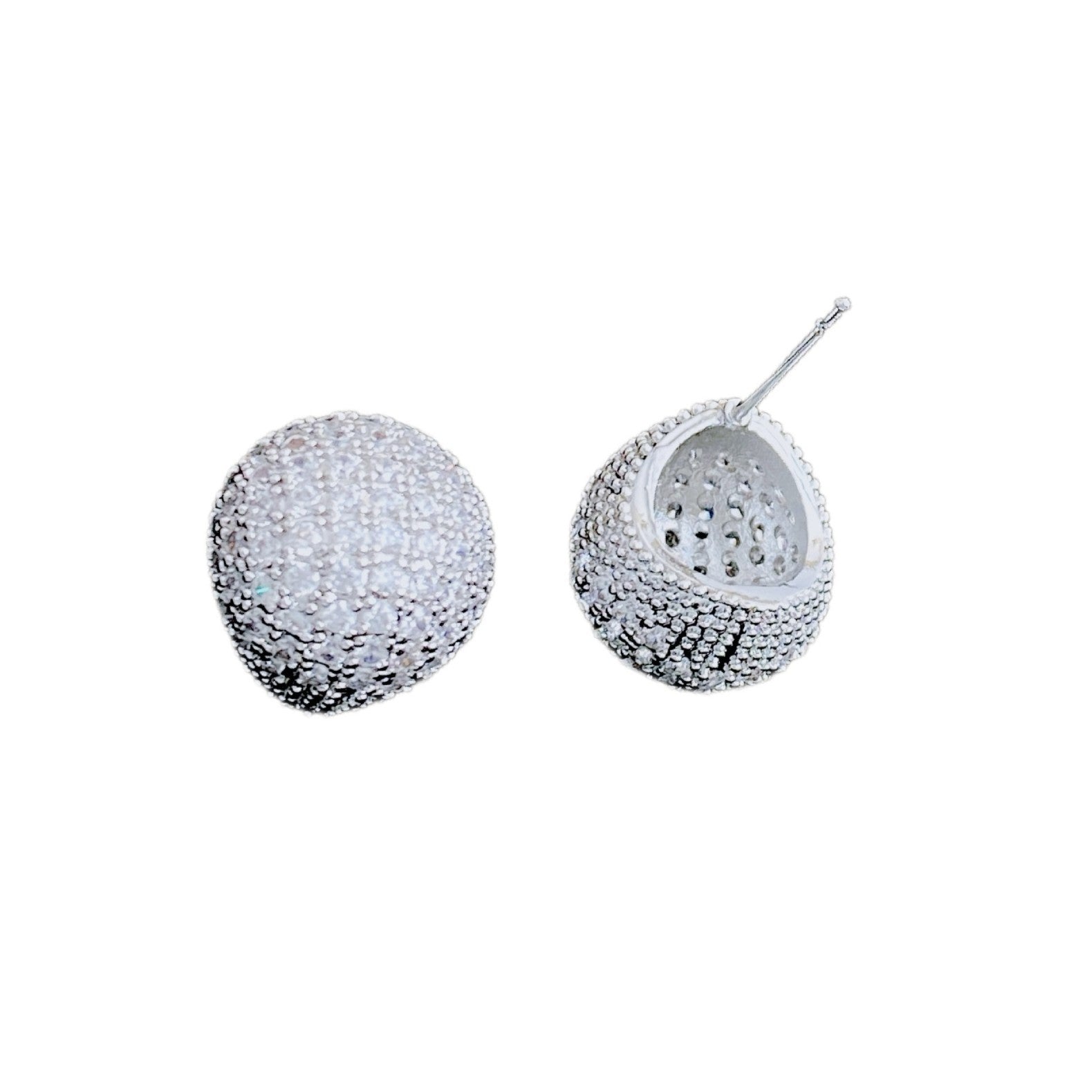 Ball head stud earrings, refined and versatile style