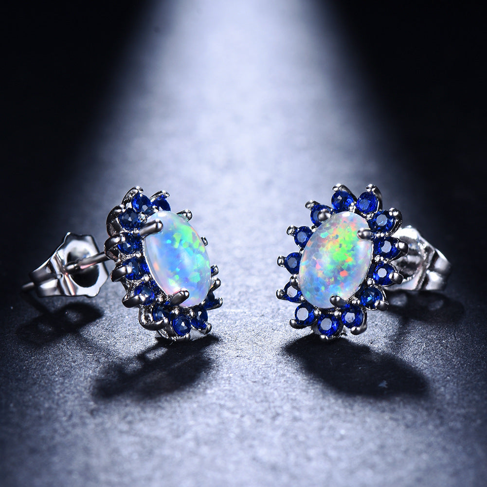 Oval Stud Earrings for Women – Modern Elegance
