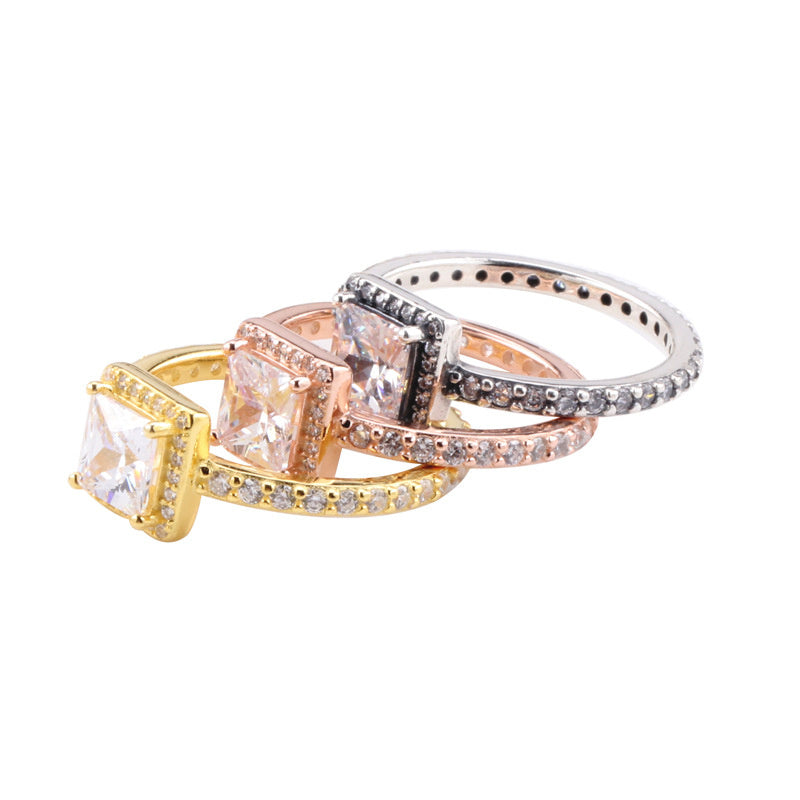 White copper ring with a creative design and strong personality