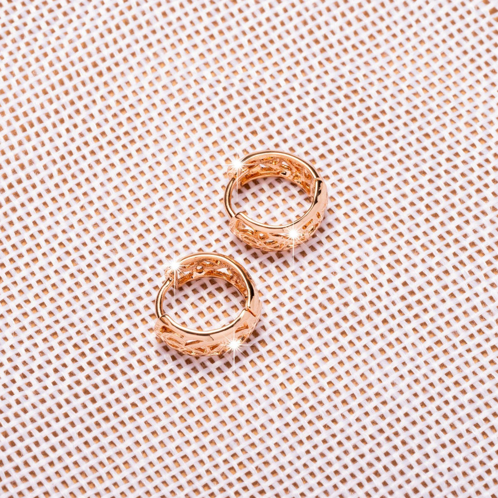 High quality earrings with elegant water drop design