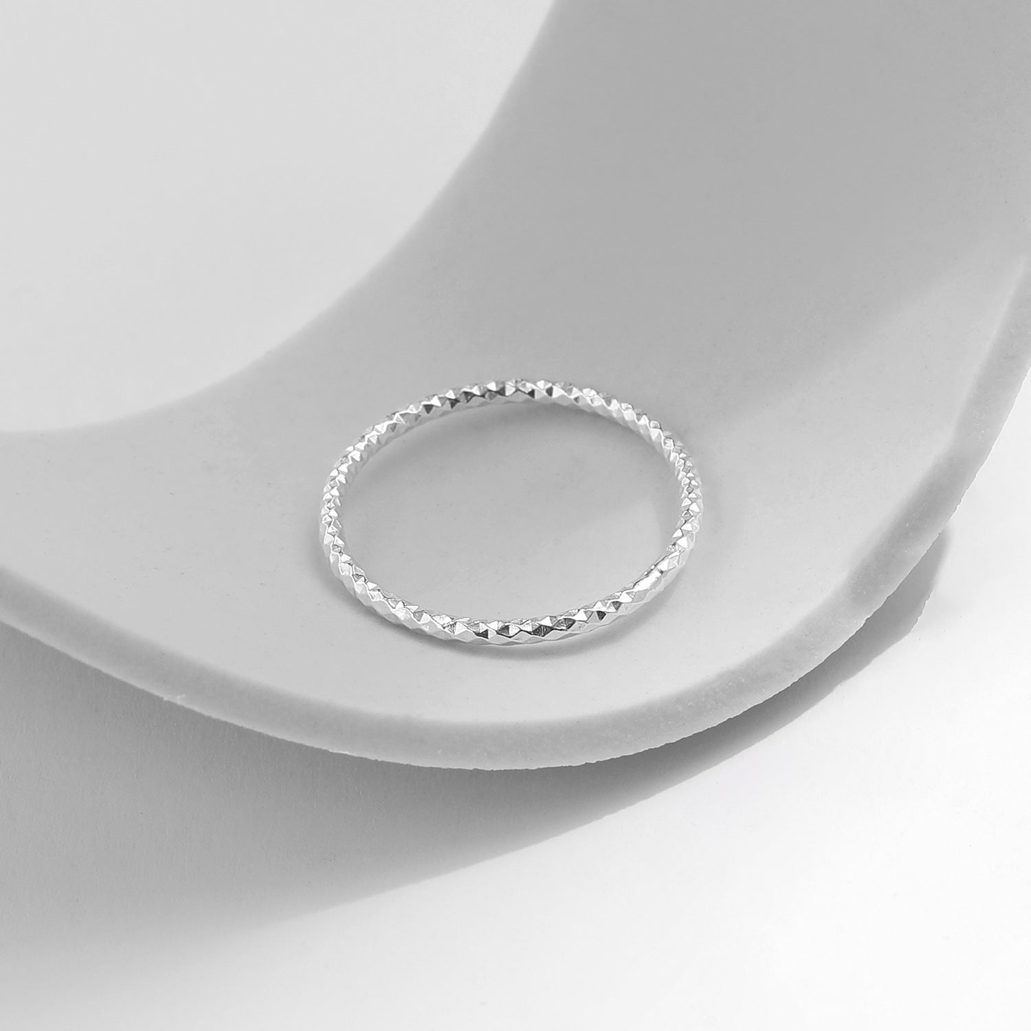 Fine Sterling Silver Ring for Women Bring a touch of elegance