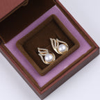 Small pearl earrings, gold-plated on copper
