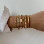 European and American Style Stainless Steel Bracelet for Women