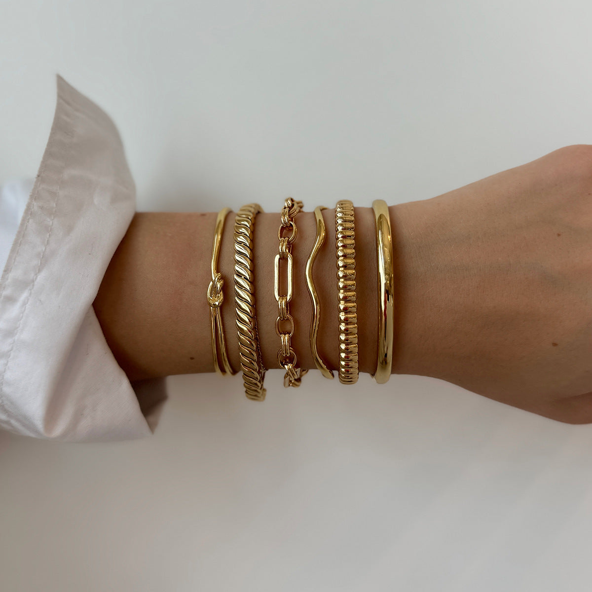 European and American Style Stainless Steel Bracelet for Women