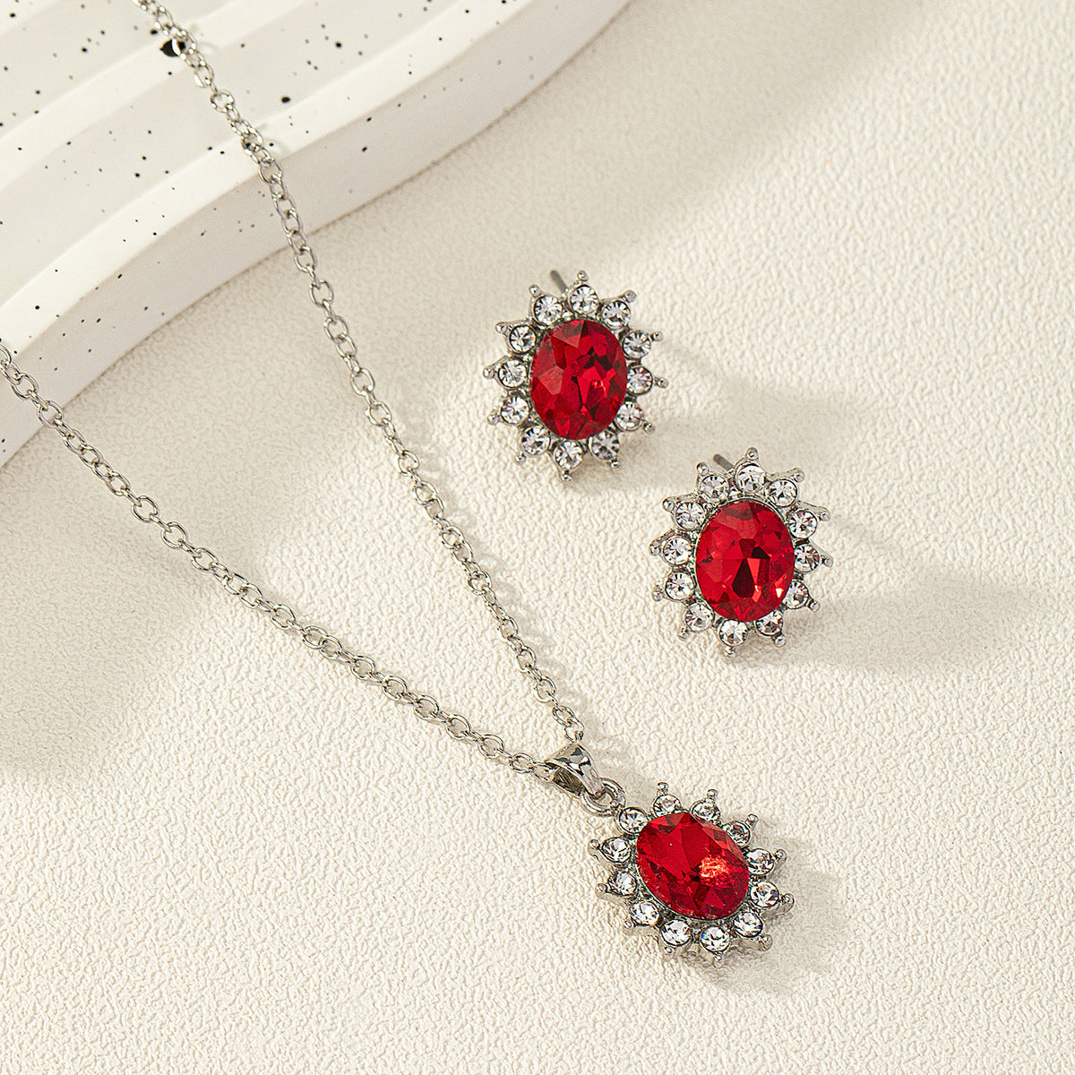 Women's Set with Earrings and Necklace
