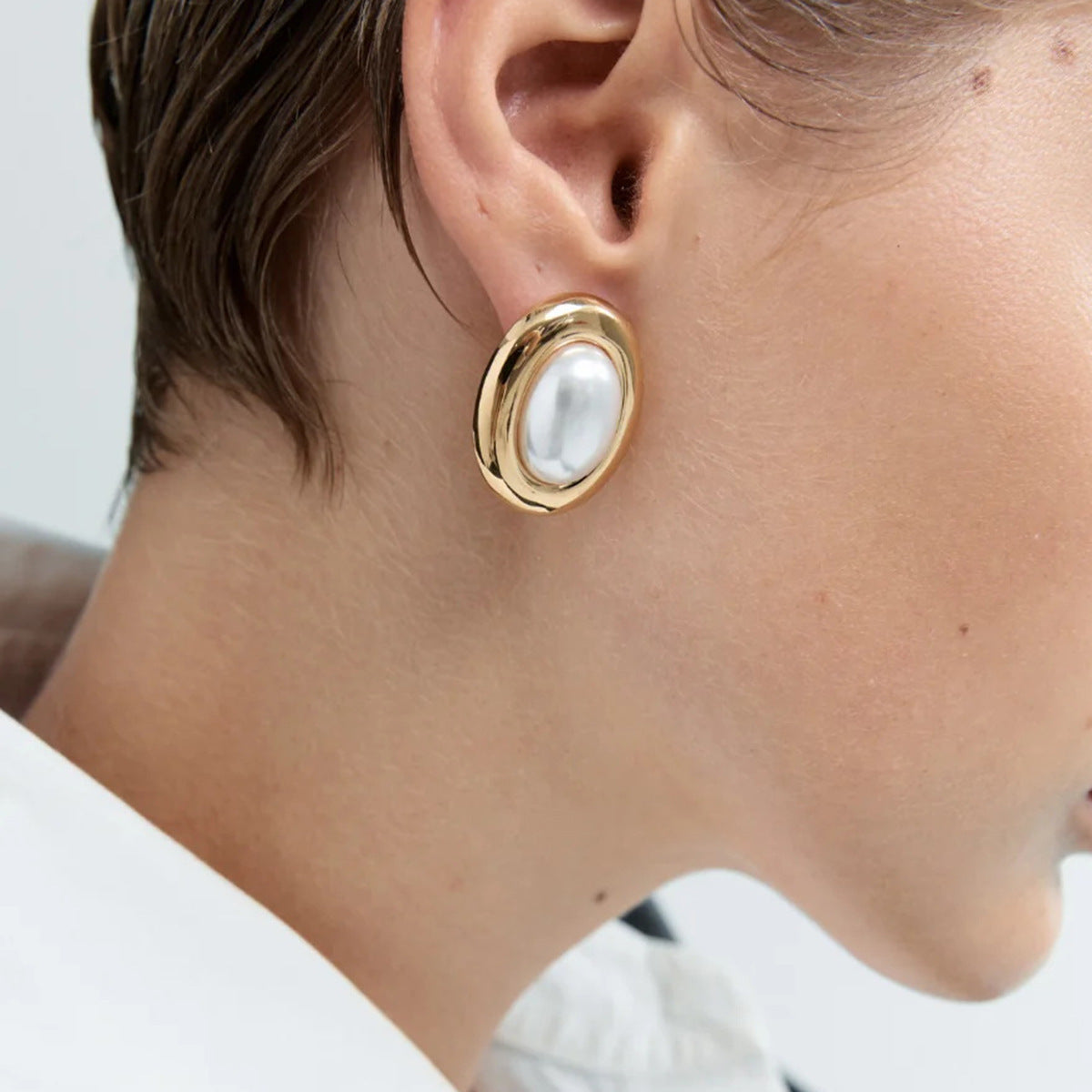 Vintage Style Stainless Steel Pearl Stud Earrings for Women No Fade