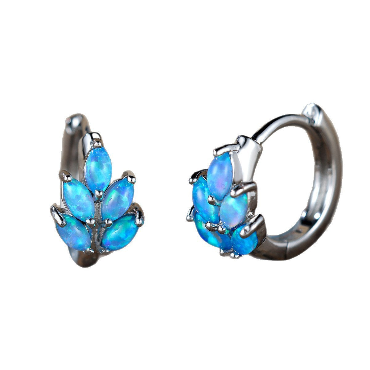 Simple leaf-shaped ear clip for women, versatile and retro personality