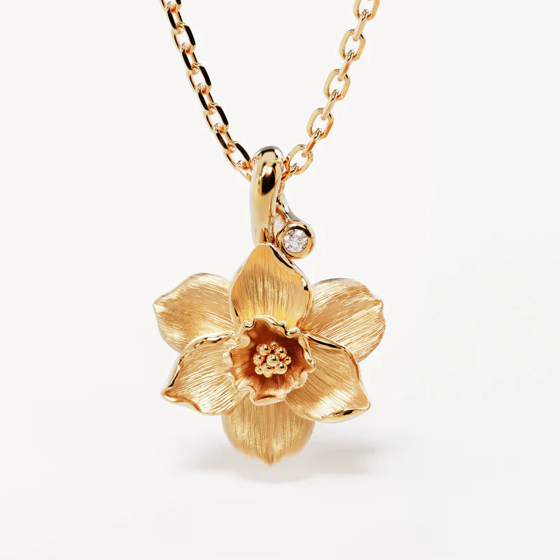 Creative stainless steel pendant necklace for women, December flower pattern, ideal for all occasions