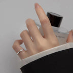 Bague pour femme en argent sterling 925 allie charme vintage et symbolisme grâce à son design unique en forme de poisson carpe, symbole de chance