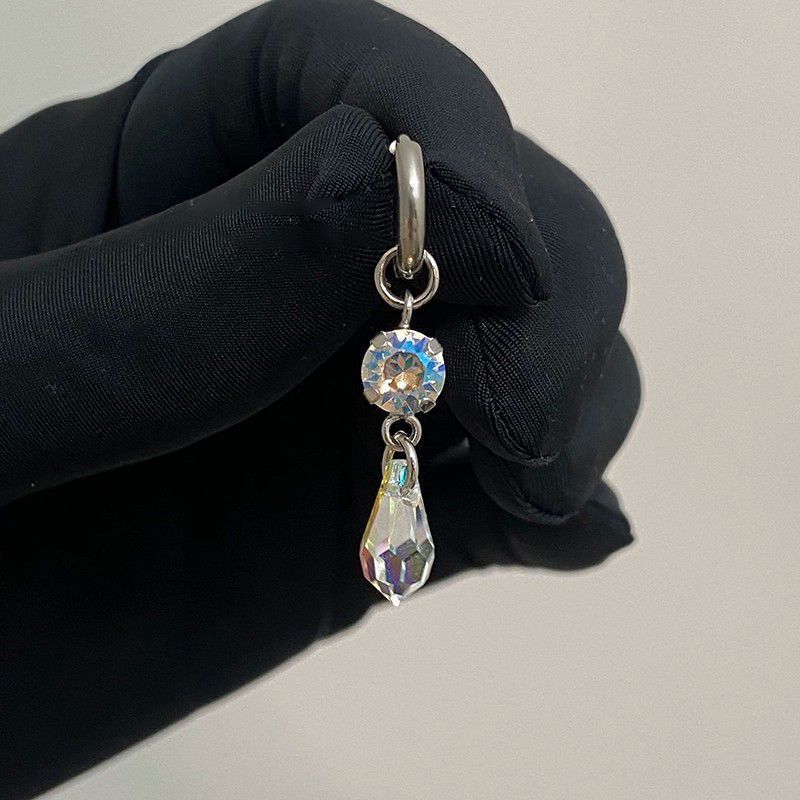 Waterdrop dangle earrings