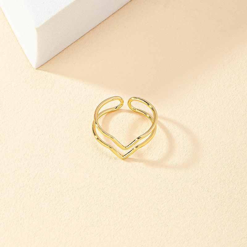 Simple retro openwork heart-shaped ring for women