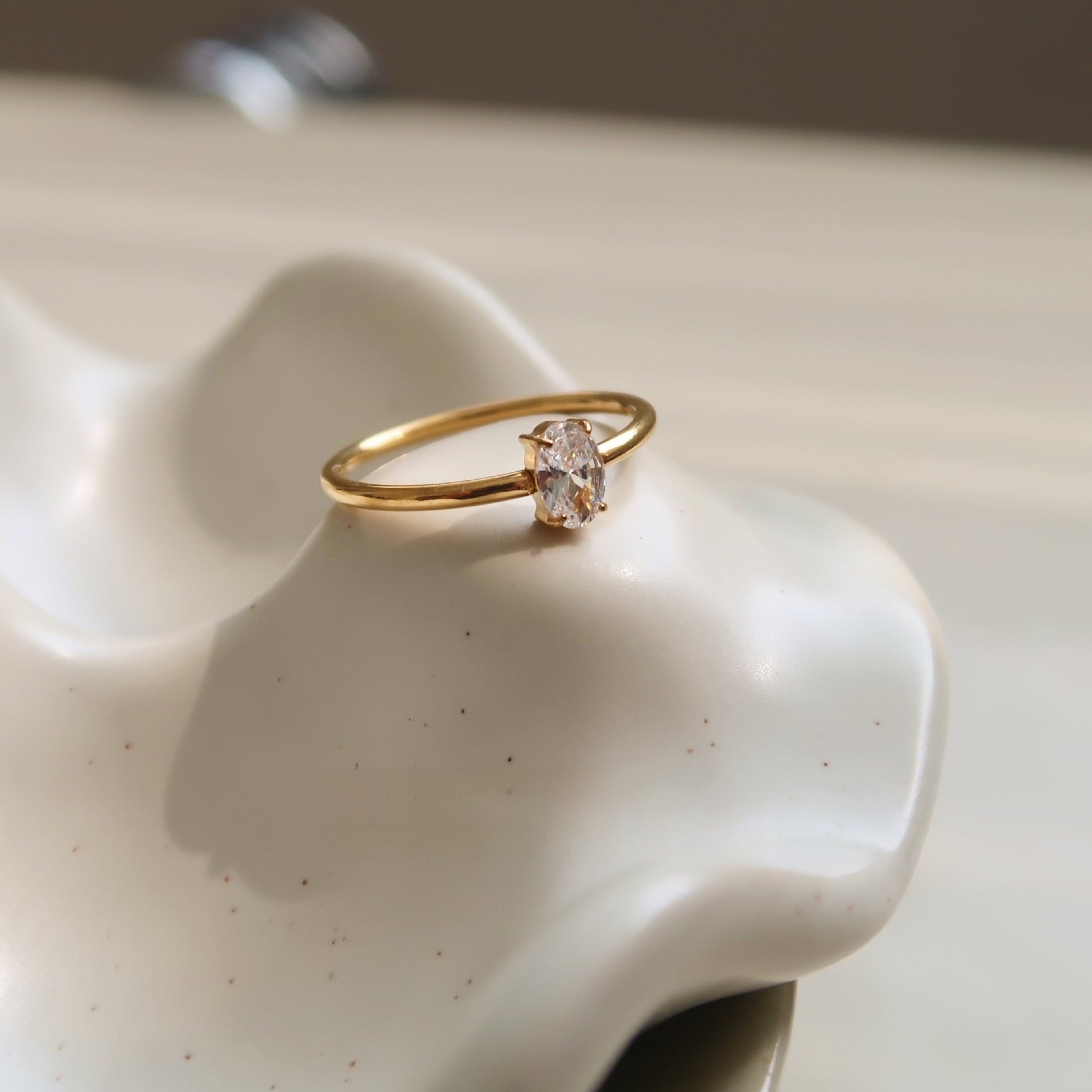 Oval Love Ring No Fading - Fresh and Simple Design