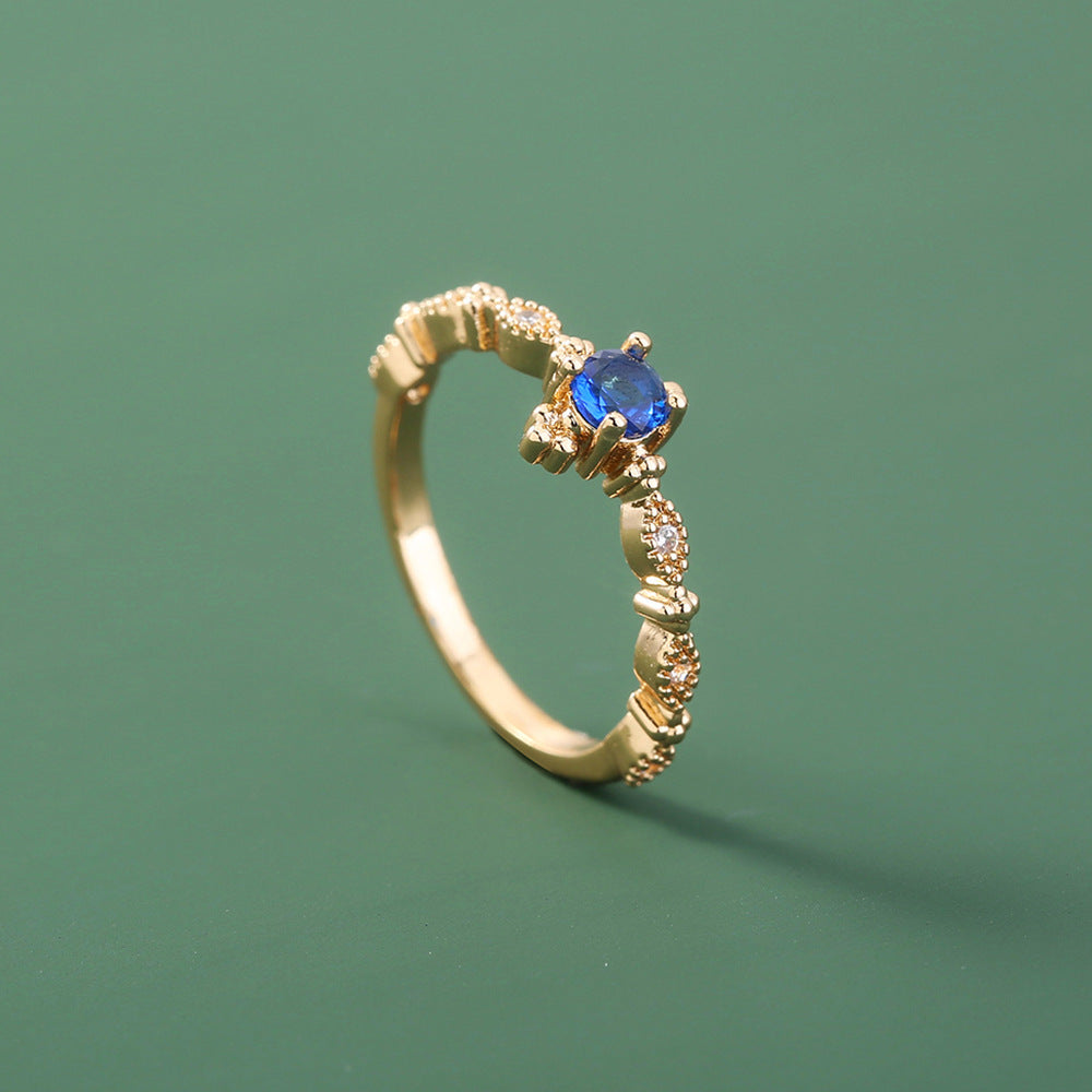 Niche ring with modern design, decorated with zircon