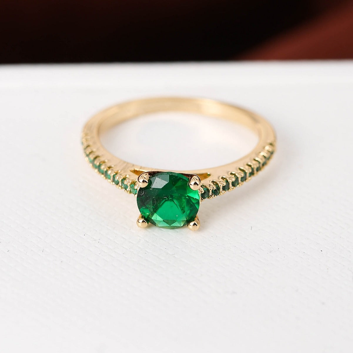 elegant copper ring seduces with its geometric hexagonal design, offering a modern and refined touch