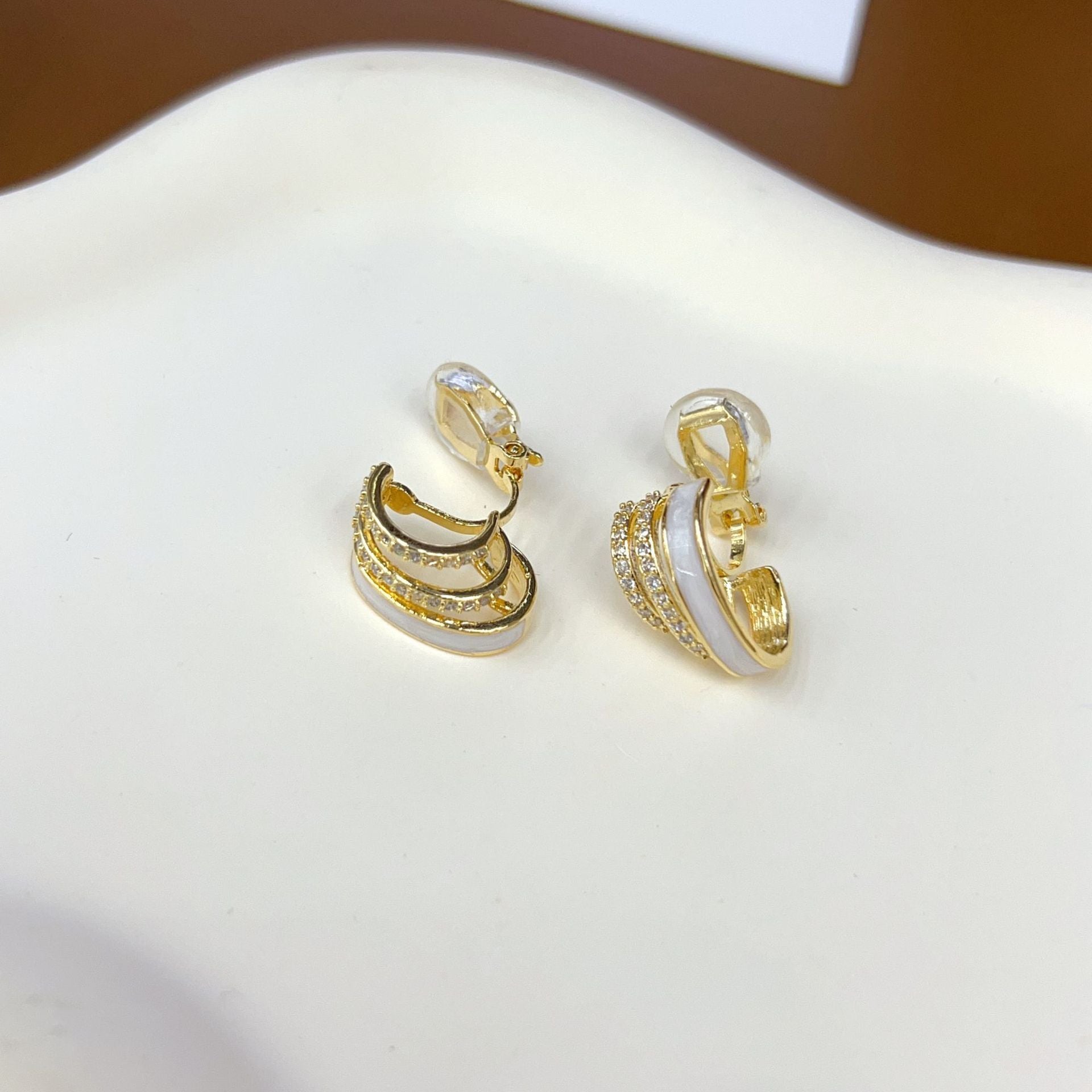 Clip-on earrings without piercing with oil painting and red diamonds