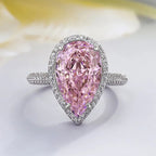 Women's ring with inlaid zircons and trendy personality