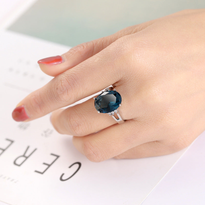 Geometric Design and Retro Style Unisex Blue Black Zircon Decorative Ring