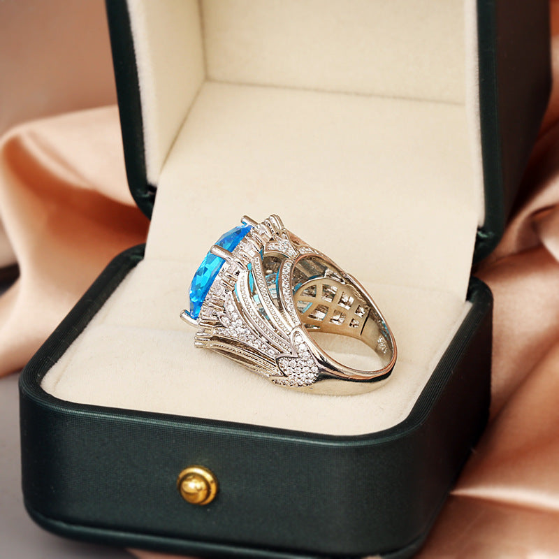 Elegant Style Hollow Italian Retro Women's Ring
