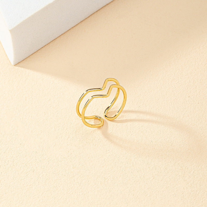 Simple retro openwork heart-shaped ring for women