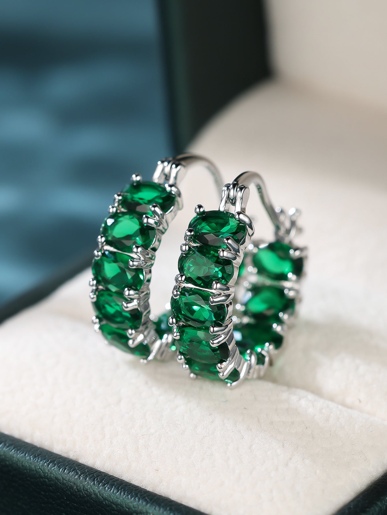 Elegant Oval Clip-on Earrings with Refined Design in Copper
