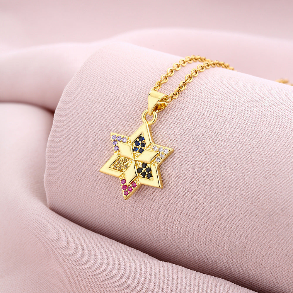 Six-pointed star shaped emerald zircon pendant necklace combines geometric design and fine craftsmanship