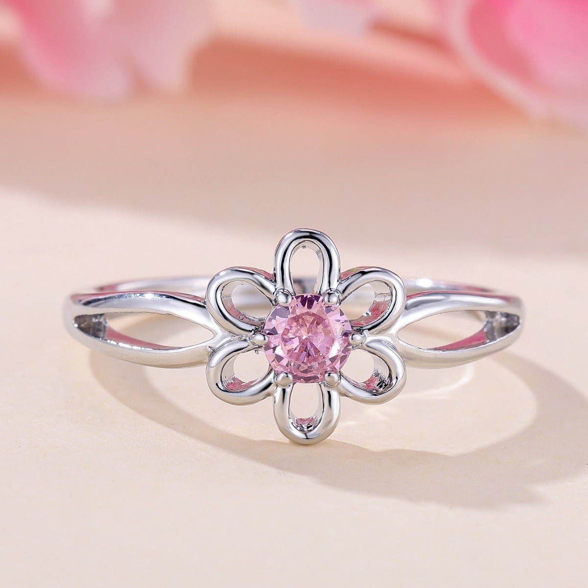 Hollow Flower Women's Ring with Simple and Elegant Design